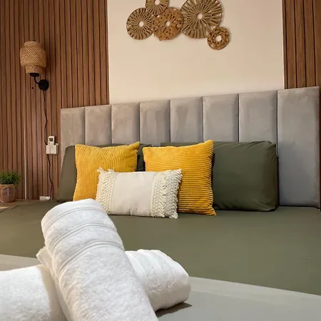 Bright Escape Lungomare Apartamento Vlorë